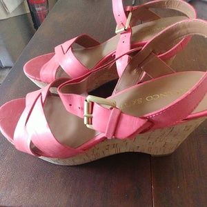 Pink wedges